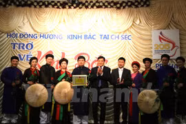 Préservation des airs de quan ho en République tchèque 