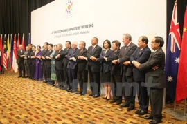 Les pays d’Asie de l’Est coopèrent dans le développement de l’économie régionale