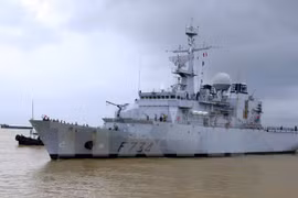 Un navire de la Marine nationale française à Da Nang