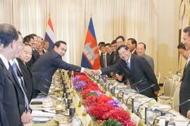 La Thaïlande et le Cambodge veulent tripler leur commerce bilatéral