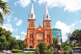 Le carillon de Notre-Dame de Saigon