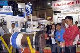 HCM-Ville : ouverture d’une série d’expositions sur l’industrie auxiliaire 