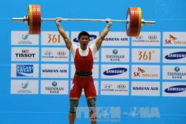 Haltérophilie : trois places pour les JO d'été 2016