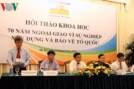 Séminaire "70 ans de diplomatie pour l’édification et de la protection du pays"