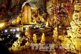 Reconnaissance de Phong Nha-Ke Bàng comme "Patrimoine matériel excellent de l’année 2015''
