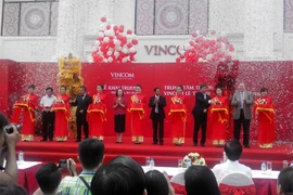 Inauguration d'un centre commercial Vincom à Hai Phong