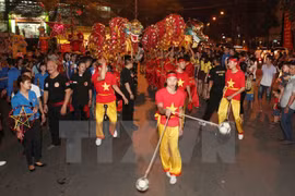 Ouverture de la Fête de la Mi-automne du Vieux quartier de Hanoi