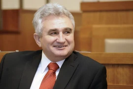 Le président du Sénat de la République tchèque entame une visite au Vietnam