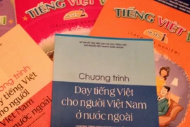 Colloque sur l'enseignement du vietnamien à l'étranger