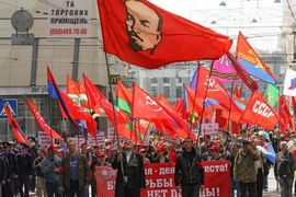 Le Vietnam à une réunion internationale des partis communistes et ouvriers