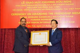 Un ancien représentant en chef de la WVI à l'honneur