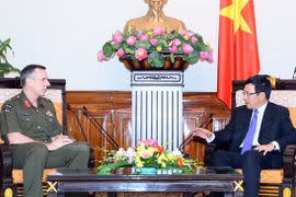 Pham Binh Minh reçoit le chef de la force de défense de la Nouvelle-Zélande