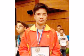 Echecs : trois médailles d’or pour le Vietnam aux Championnats d’Asie junior 2015