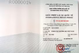 Le Vietnam délivre le permis de conduire international