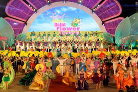 Ouverture de la 6e édition du Festival des fleurs de Dà Lat