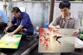 La laque poncée, un métier artisanal et peut-être futur patrimoine culturel immatériel