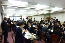 Programme d'échange entre étudiants vietnamiens et entreprises japonaises d'Osaka