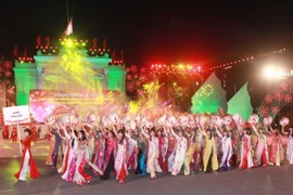 Ouverture de la 5e fête des flamboyants à Hai Phong