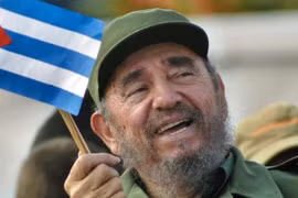 La présidente de l'Assemblée nationale part pour la cérémonie de deuil d'Etat de Fidel Castro