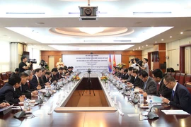 Télécommunications : le Vietnam et le Cambodge renforcent leur coopération