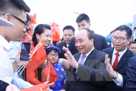 CAEXPO 2016 : le PM Nguyen Xuan Phuc assiste à la cérémonie d’inauguration des stands vietnamiens 