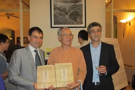 Présentation d’un manuscrit ancien Histoire de Luc Vân Tiên en trois langues