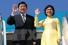 Le président Truong Tan Sang commence sa visite d'Etat en Tanzanie 