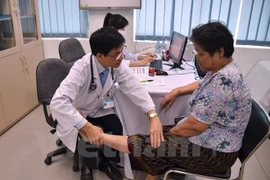 Consultations médicales gratuites pour des Cambodgiens