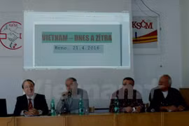 Séminaire sur le Vietnam en République tchèque