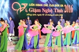 Ouverture du festival de chants populaires "vi" et "giam" de Nghê Tinh 2016