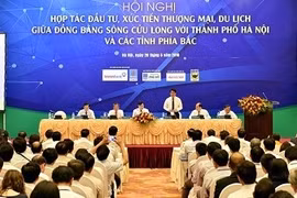 Connexion pour développer le commerce et le tourisme dans le delta du Mékong