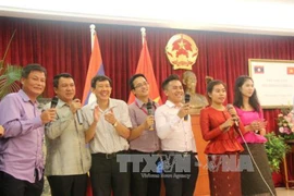 Les associations d'amitié oeuvrent pour cultiver les relations Vietnam-Laos