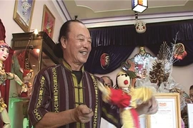 Duong Van Hoc ou la passion des marionnettes