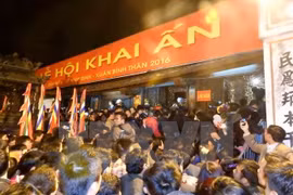 Fête de l'ouverture des sceaux du temple Trân à Nam Dinh