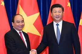 La visite du PM Nguyên Xuân Phuc donne un nouvel élan aux liens Vietnam-Chine
