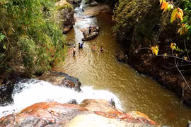 Trois touristes britanniques morts lors de l’ascension des cascades 