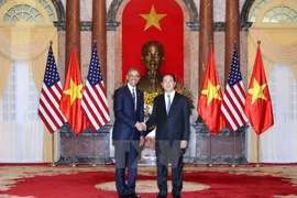 Entretien entre les présidents vietnamien et américain