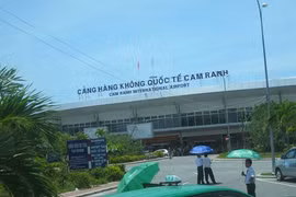 Mesures susceptibles de réduire les surcharges des aéroports