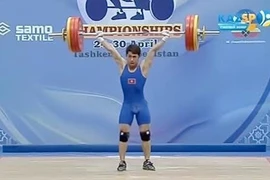Un haltérophile vietnamien remporte deux médailles aux Championnats d’Asie