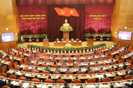 Première journée de travail du 4e Plénum du CC du PCV