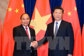 Entrevue Nguyen Xuan Phuc - Xi Jinping