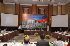 Le Vietnam et l’Azerbaïdjan accroissent leurs échanges culturels