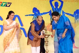 Quelque 1.000 participants à la 2e Journée internationale du Yoga