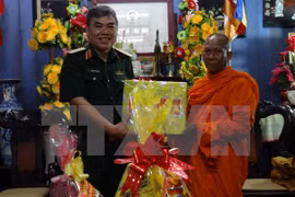 Tra Vinh : rencontre avec des Khmers à l'occasion de la fête Sene Dolta