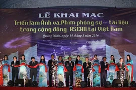 Vernissage de l’exposition de photos sur la communauté de l’ASEAN