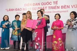 Les femmes dirigeantes vers le développement durable