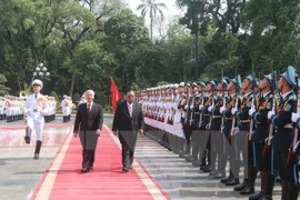 Entretien Nguyen Phu Trong-Bounnhang Vorachit