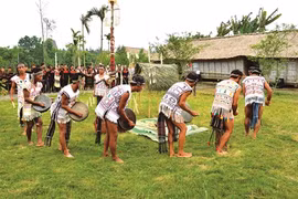 Le mât rituel, protecteur de la famille durant le Têt