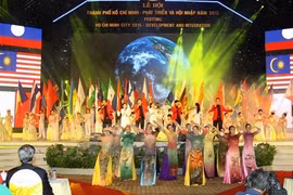 Festival «Hô Chi Minh-Ville - Développement et intégration»