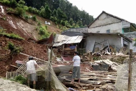 Tempête Dianmu : quatre morts et disparus